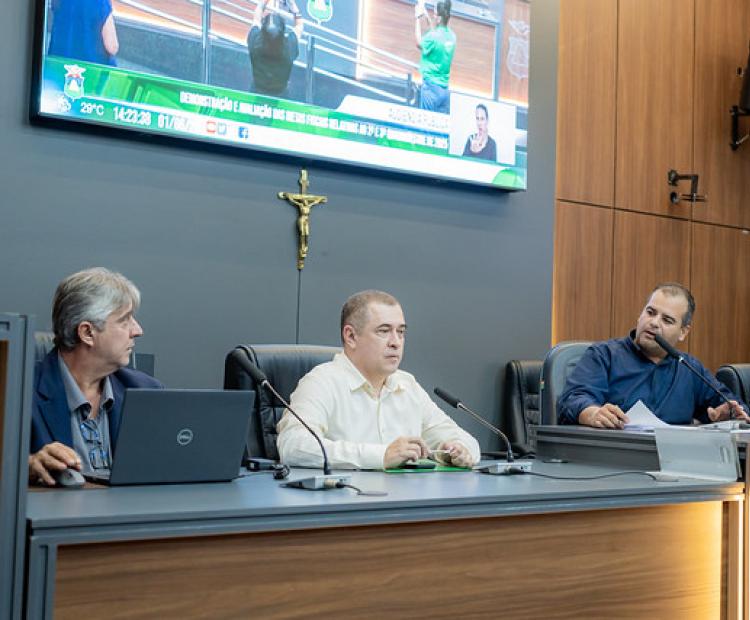 Metas fiscais são debatidas na Câmara nesta segunda