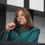 Art. XX – Da utilização da Sala de Imprensa da Câmara Municipal de Cuiabá A Sala de Imprensa da Câmara Municipal de Cuiabá constitui espaço institucional destinado à realização de atividades oficiais de comunicação, divulgação de informações de interesse público, entrevistas coletivas, pronunciamentos institucionais, comunicados oficiais e atendimento à imprensa, observadas as disposições desta Instrução Normativa. § 1º O uso da Sala de Imprensa, bem como dos equipamentos, mobiliários, aparelhos eletrônicos