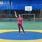 Samantha Iris lidera mutirão e entrega revitalização de praça e quadra no Parque Cuiabá