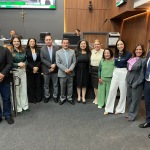 Tribuna Livre debate a Política Nacional de Atenção Integral à Saúde da Mulher 